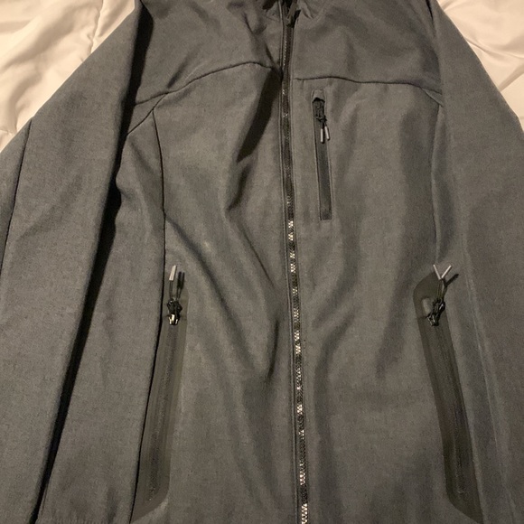 All in motion Jacket. - Picture 3 of 11